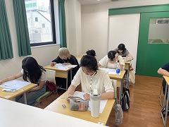 2026年4月期入学レベルチェックテストの様子