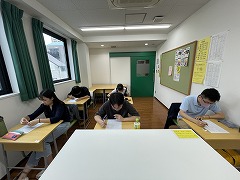 2026年10月期入学レベルチェックテストの様子