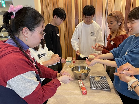おにぎりパーティー｜Onigiri (Rice Ball) Party｜飯糰派對｜饭团派对｜주먹밥 파티 개최